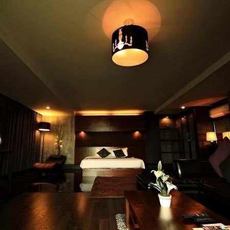 B2 Black Business And Budget Hotel Τσιάνγκ Μάι Εξωτερικό φωτογραφία