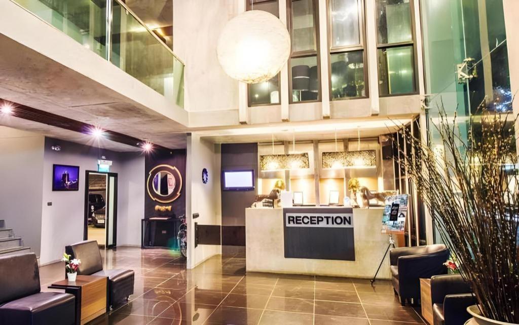 B2 Black Business And Budget Hotel Τσιάνγκ Μάι Εξωτερικό φωτογραφία