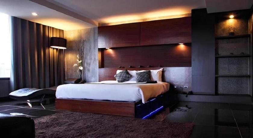 B2 Black Business And Budget Hotel Τσιάνγκ Μάι Εξωτερικό φωτογραφία
