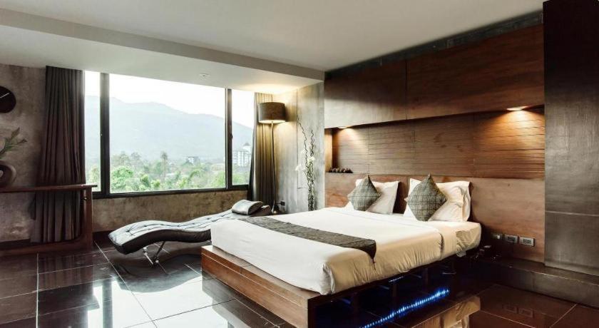 B2 Black Business And Budget Hotel Τσιάνγκ Μάι Εξωτερικό φωτογραφία