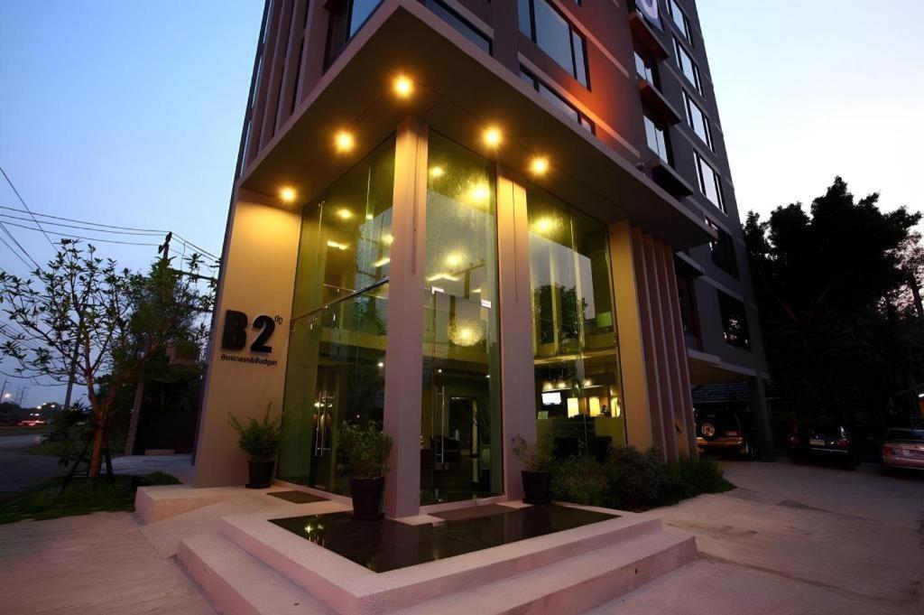 B2 Black Business And Budget Hotel Τσιάνγκ Μάι Εξωτερικό φωτογραφία